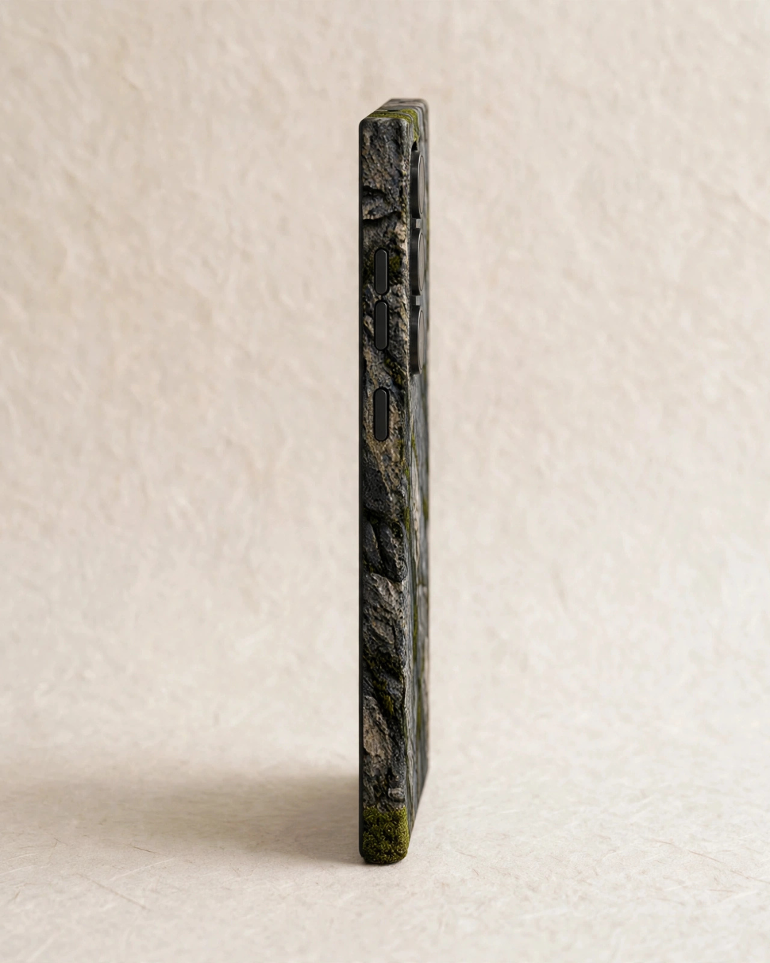 Mori 森 · Iwa 岩肌 (Weathered Stone) S25 Ultra