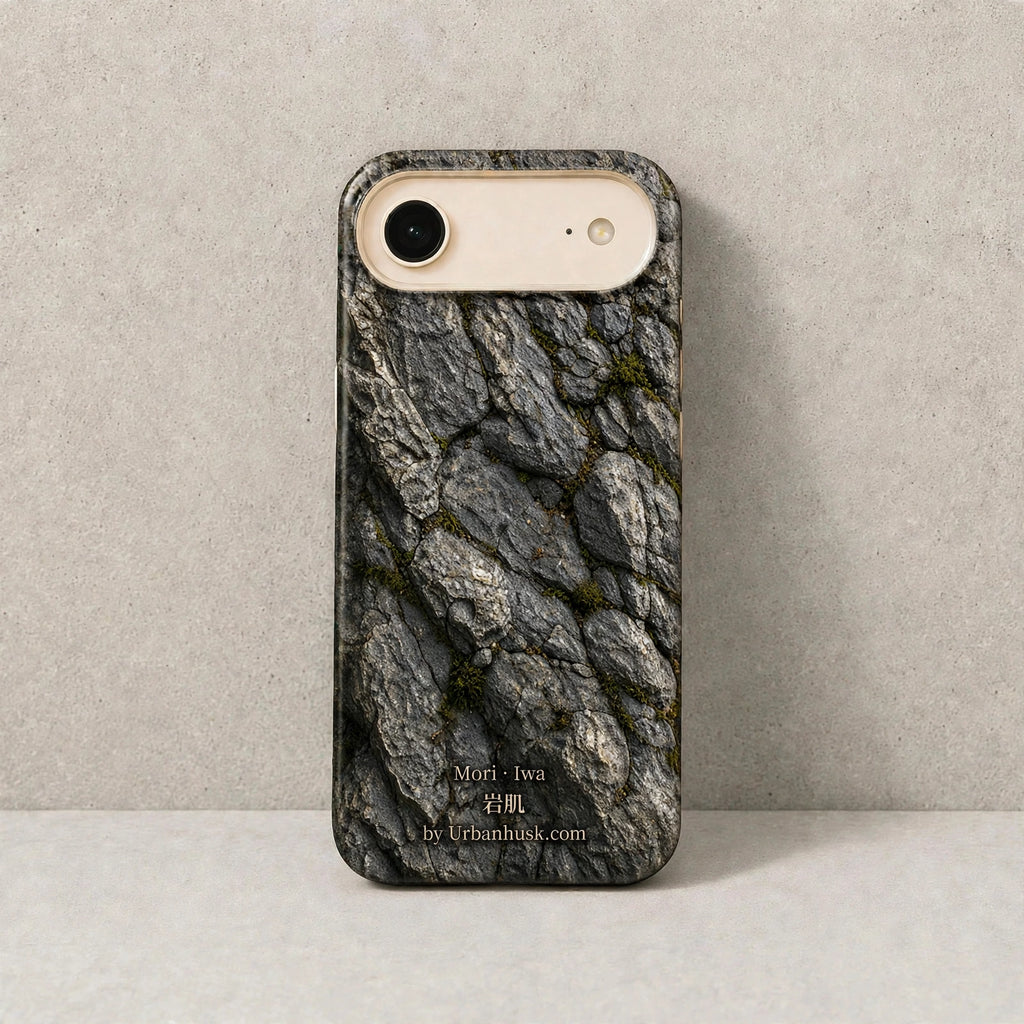 Mori 森 · Iwa 岩肌 (Weathered Stone) for iPhone 17 Air