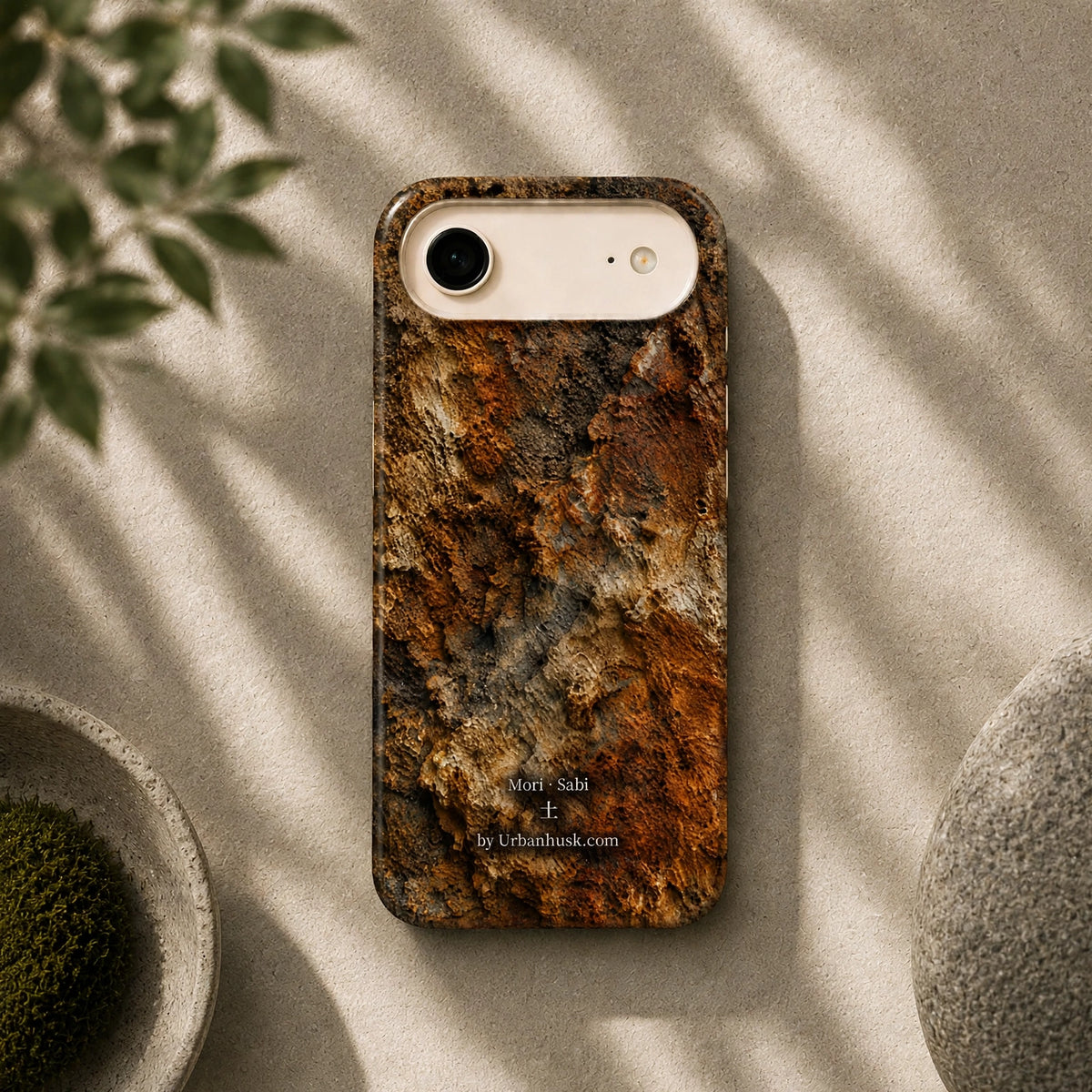 Mori 森 · SABI 土 (Earth & Rust) for iPhone 17 Pro