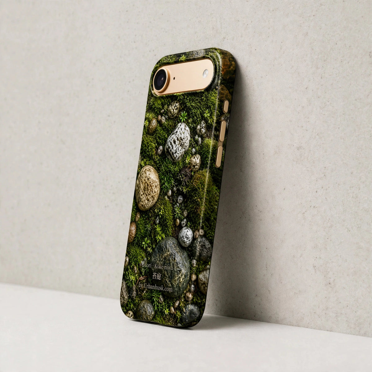 Mori 森 · Koke Niwa 苔庭 (Moss Garden) for iPhone 17, Pro, Pro Max, Air